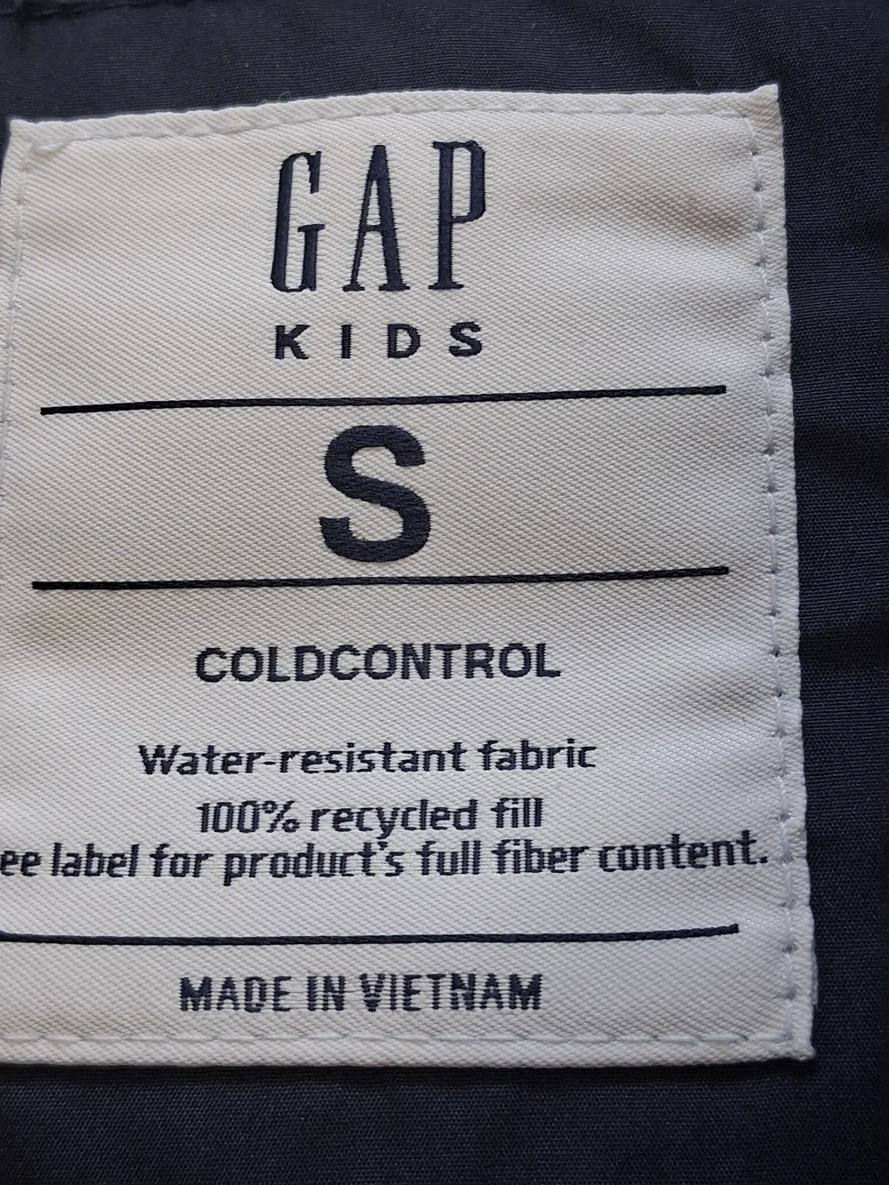GAP pairs color zipper